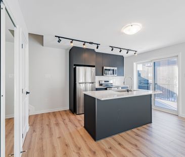 For Lease - 1128 Creekway Private, Kanata, Ontario - Photo 1