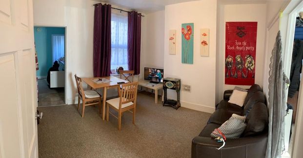 3 bedroom house - Photo 1