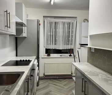 Room in a Shared Flat, Senior Street, W2 - Photo 3