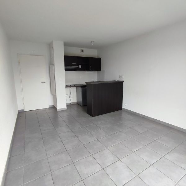 Location Appartement 1 pièce 26m² LAUNAGUET 31140 - Photo 1