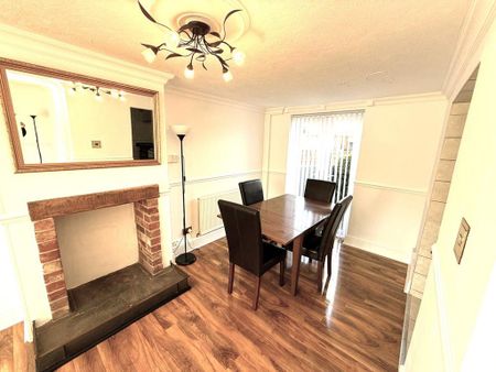 2 bedroom semi-detached house to rent - Photo 4