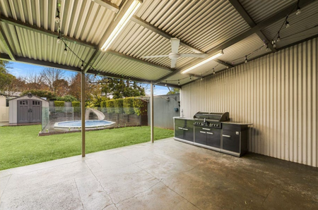 Relaxed Family Living with Pool & Outdoor Entertaining - Photo 3