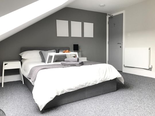 6 bedroom house of multiple occupation to rent - Photo 1