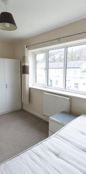 1 bedroom property to rent - Photo 1