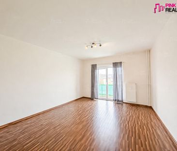 Pronájem bytu 1+kk 29 m² - Fotografie 2