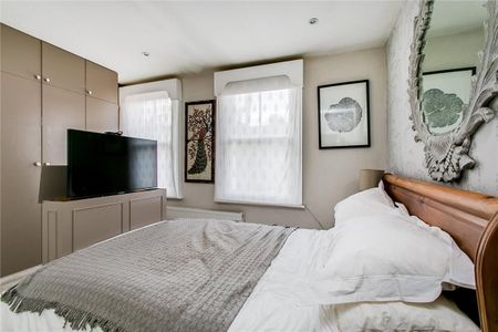 3 Bed Terraced House, Marcilly Road, SW18 - Photo 4