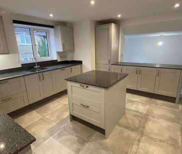 3 bedroom detached house to rent - Photo 6