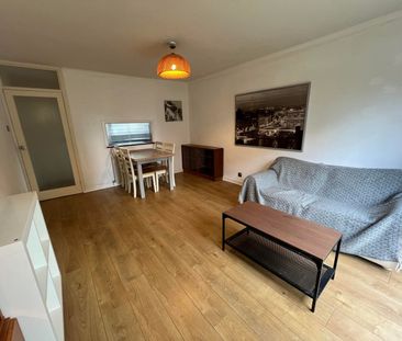 1 Bed Flat, Masboro Lodge, SW19 - Photo 3