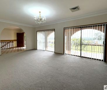 Beautifully Maintained 3-Bedroom Home – Freshly Updated Throughout - Photo 5