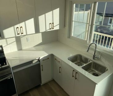 SF129 - 2 Bedroom 1.5 Bath Townhouse in Crystallina Nera, NE Edmont... - Photo 1
