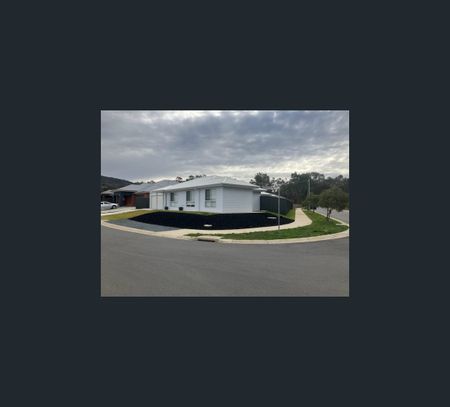 4 Hibberson Court, Thurgoona, NSW 2640 - Photo 2