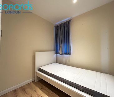 3 bedroom terraced house to rent - Photo 4