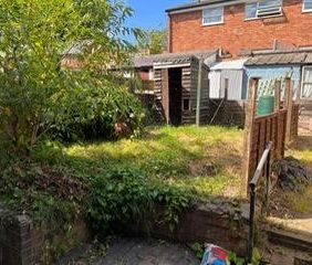 2 bedroom terraced house to rent - Photo 4