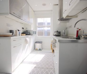 Room in a Shared Flat, Westbourne Grove, W2 - Photo 2