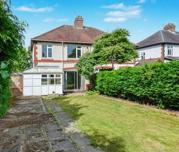 Semi-detached house to rent on - Photo 4