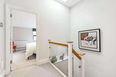 Stunning 3-Bedroom Townhouse in the Heart of Clifton Village - Photo 3