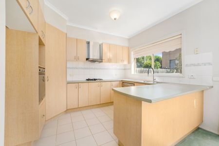 30 Mat Rush Avenue, Bundoora - Photo 3