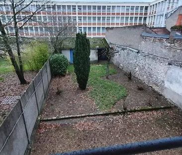 Location appartement Orléans, 3 pièces, 2 chambres, 50 m², 689 € (Charges comprises) - Photo 1