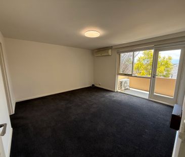 North Facing Apartment With Great Views. - Photo 1