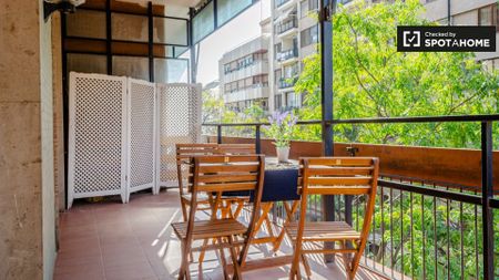 valencia, Valencian Community 46002 - Photo 4