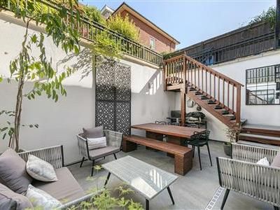Arcadian Place, SW18 - Photo 1