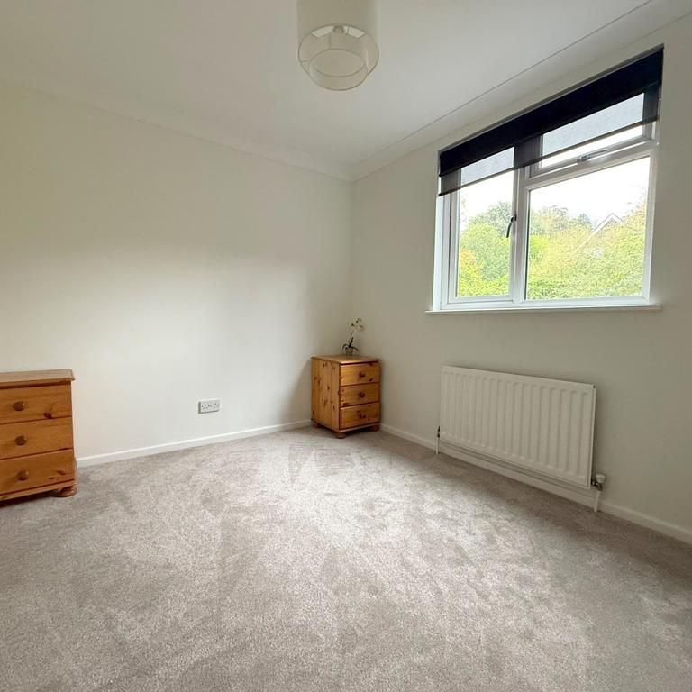 4 bedroom terraced house to rent - Photo 1