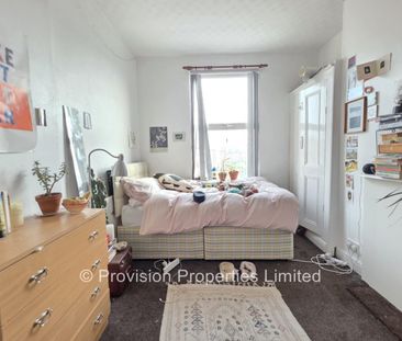 2 Bedroom Houses in Burley - Photo 2