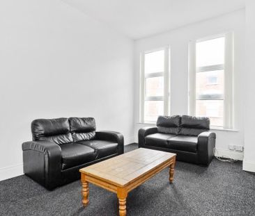 Flat 2, 23 Lawrence Street, Belfast, BT7 1LE - Photo 5