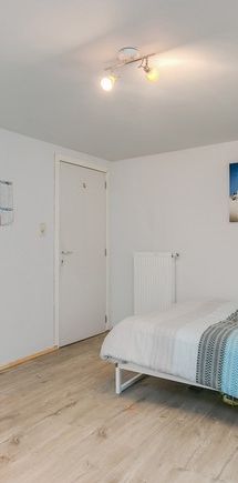 Room at Avenue Milcamps 6 - Photo 1