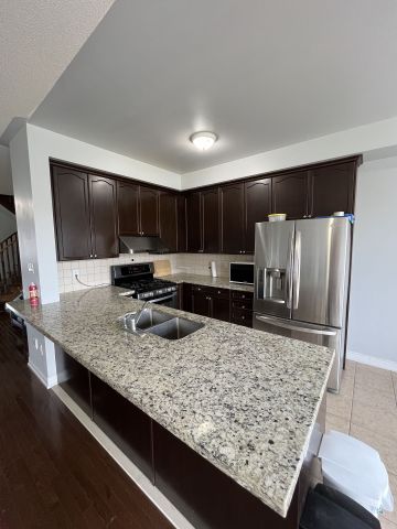 For Lease - 76 Saint Grace Court, Brampton, Ontario - Photo 4