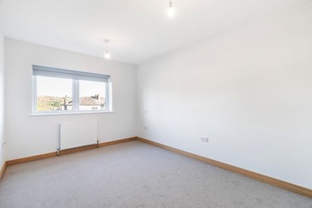 4 bedroom house to rent - Photo 3