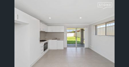Modern & Comfortable 2-Bedroom Duplex in Bellbird - Photo 3