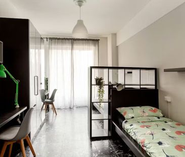 Largo Giovanni Battista Scalabrini, Milan, Lombardy 20146 - Photo 1