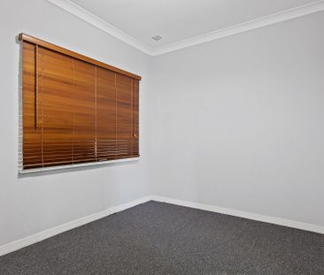 Cosy Carey Park Home - Photo 4