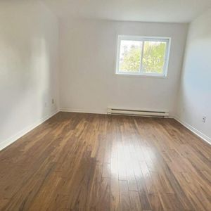 2 CH - 1 SDB - Charlemagne - $1,550 /mo - Photo 2