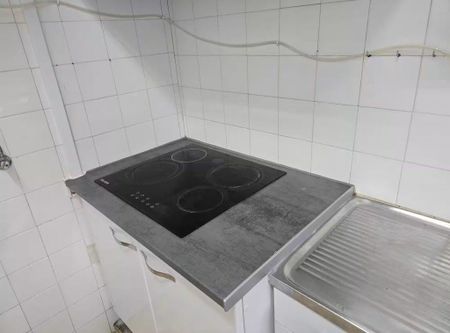 Rua Emília das Neves, Lisbon, Lisbon 1500 - Photo 2