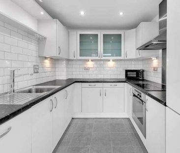 Western Beach Apartments, Royal Docks, E16 - Photo 2