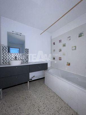 Location Appartement 3 pièces 72m² SETE 34200 - Photo 1