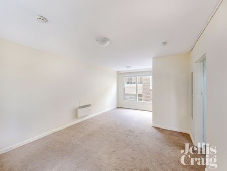 8/162 Barkers Road, Hawthorn - Photo 5