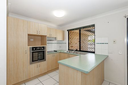 132 Greenwood Drive, Kirwan - Photo 2