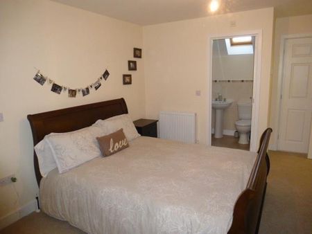 4 bedroom house to rent - Photo 5
