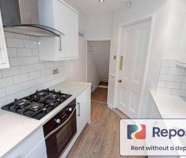 2 bedroom terraced house to rent - Photo 3