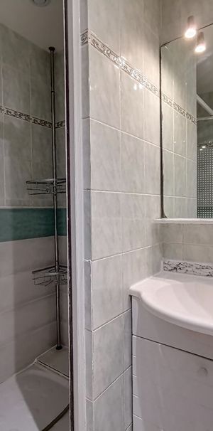 Appartement Avignon 2 pièce(s) 45 m2, - Photo 1