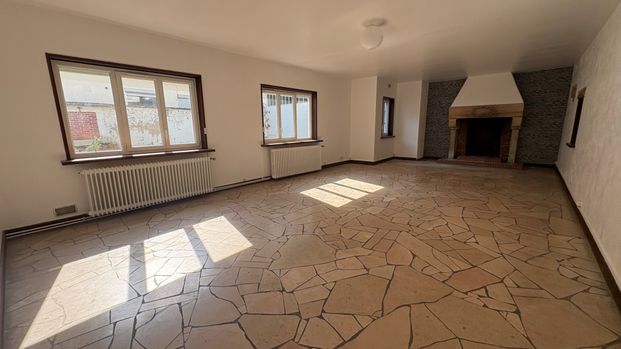 Location Appartement 4 pièces 130m² AUXONNE 21130 - Photo 1