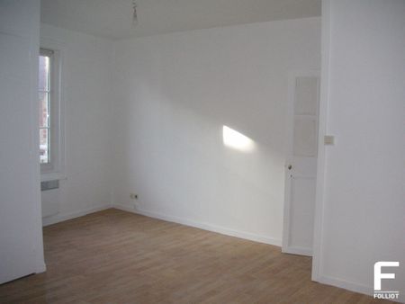 A louer maison de ville mitoyenne - type F2 - Carentan (50500) - Photo 2