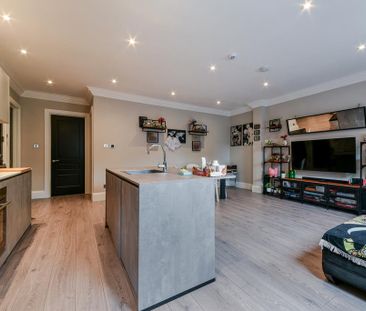 2 bedroom flat to rent - Photo 2