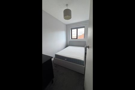 2 Bed Flat, Wapping Wall, E1W - Photo 3