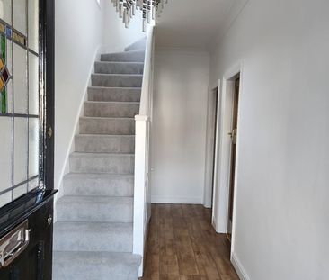 3 Bed Semi-Detached House, Bourne Close, B13 - Photo 4