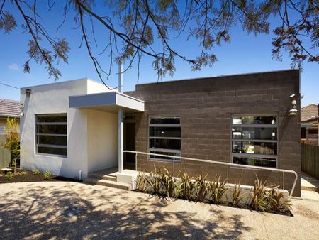 Private Room Accommodation- All Bills Included* - Photo 3