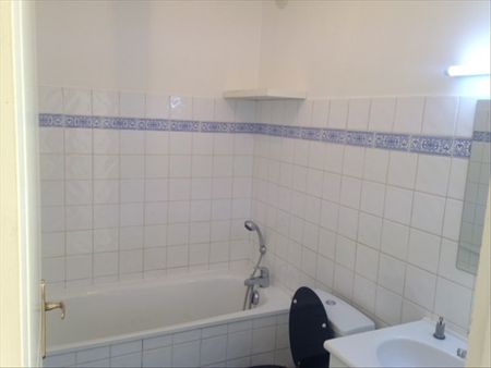 Location Appartement 1 pièce 20m² AIX EN PROVENCE 13100 - Photo 5